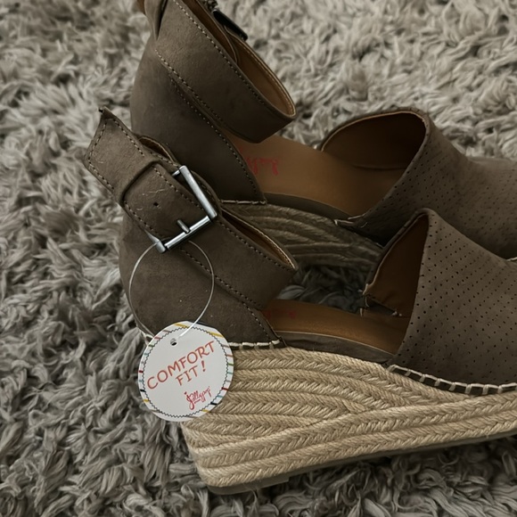 Jellypop Suede Wedge Heels ( COMFORT FIT ) - Picture 2 of 4